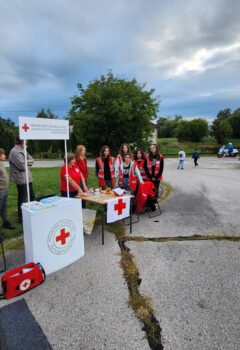 GDCKNG Nova Gradiška sudjelovao u prometno-edukativnoj akciji “Sigurno u školu s HAK-om”