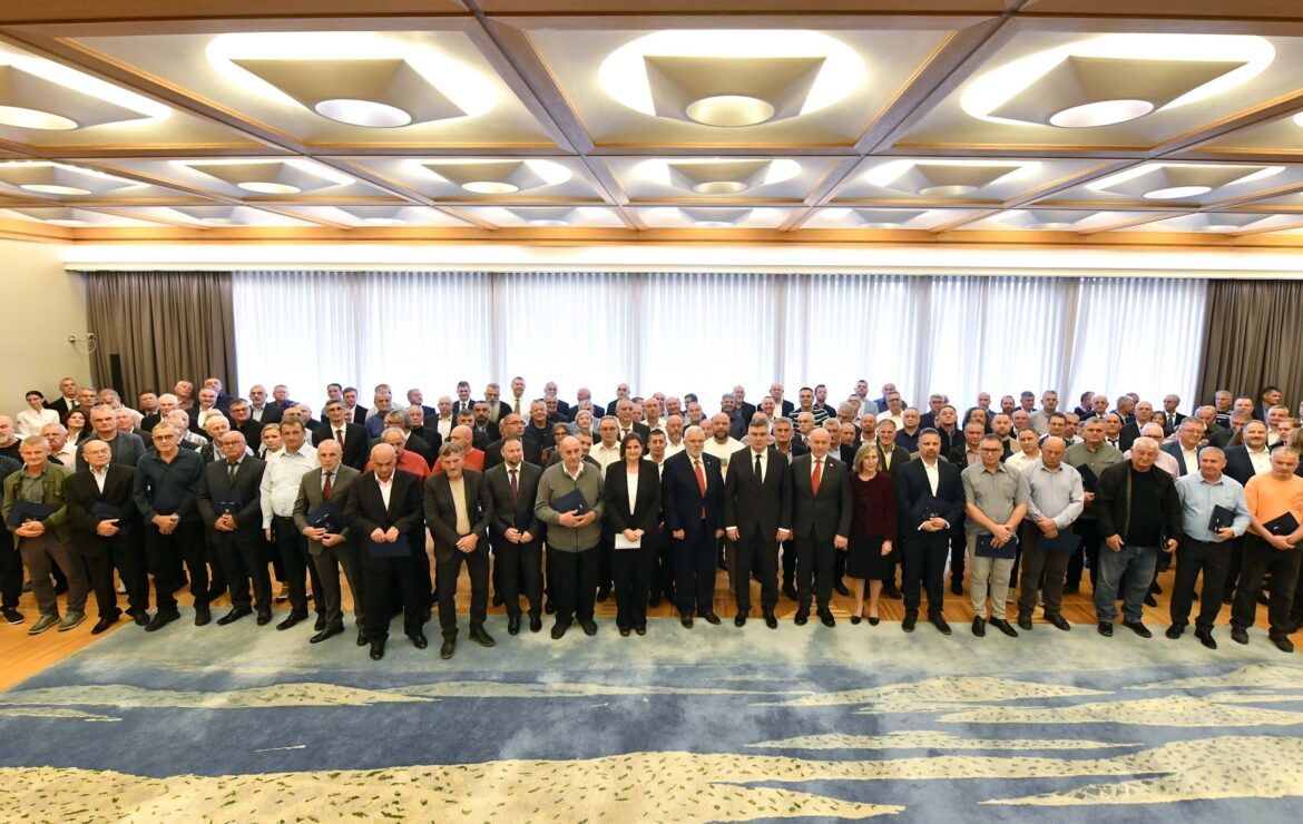 Odlikovanja za višestruke darivatelje krvi – Red Danice Hrvatske